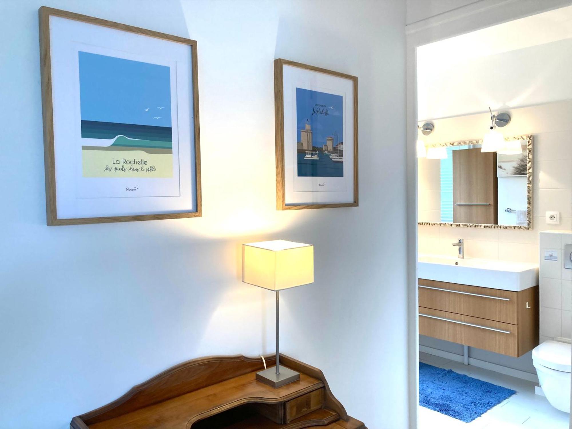 Maison Centre Ville Avec Jardin , Terrasse, Et Garage Velos La Rochelle  Zewnętrze zdjęcie