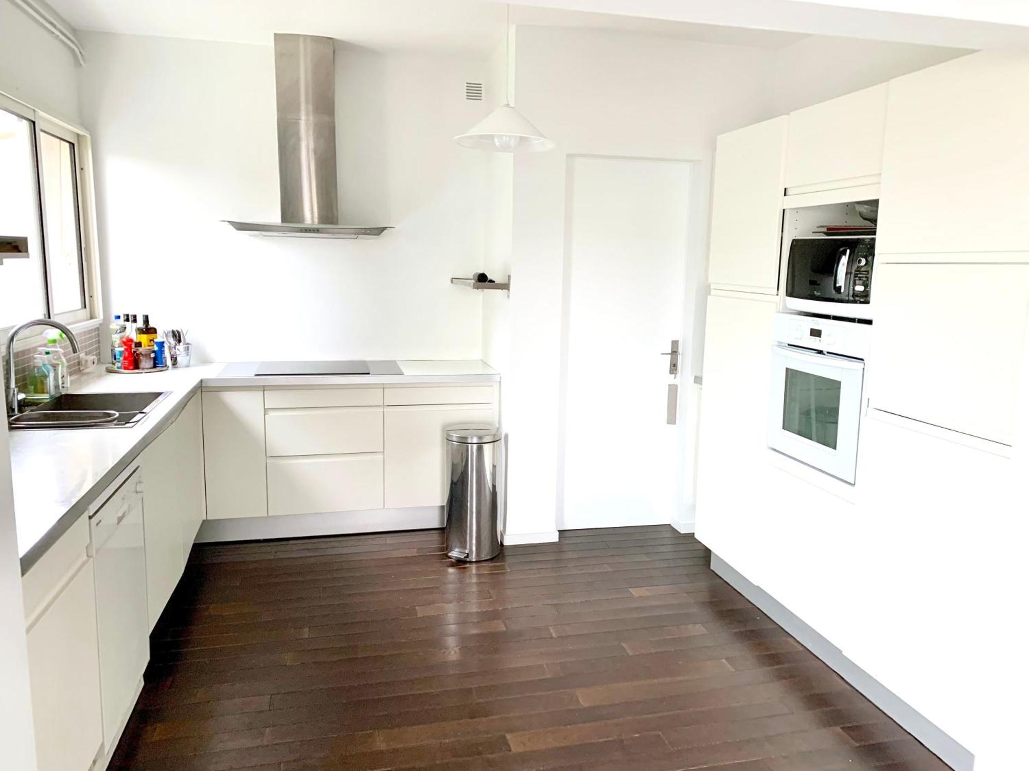 Maison Centre Ville Avec Jardin , Terrasse, Et Garage Velos La Rochelle  Zewnętrze zdjęcie
