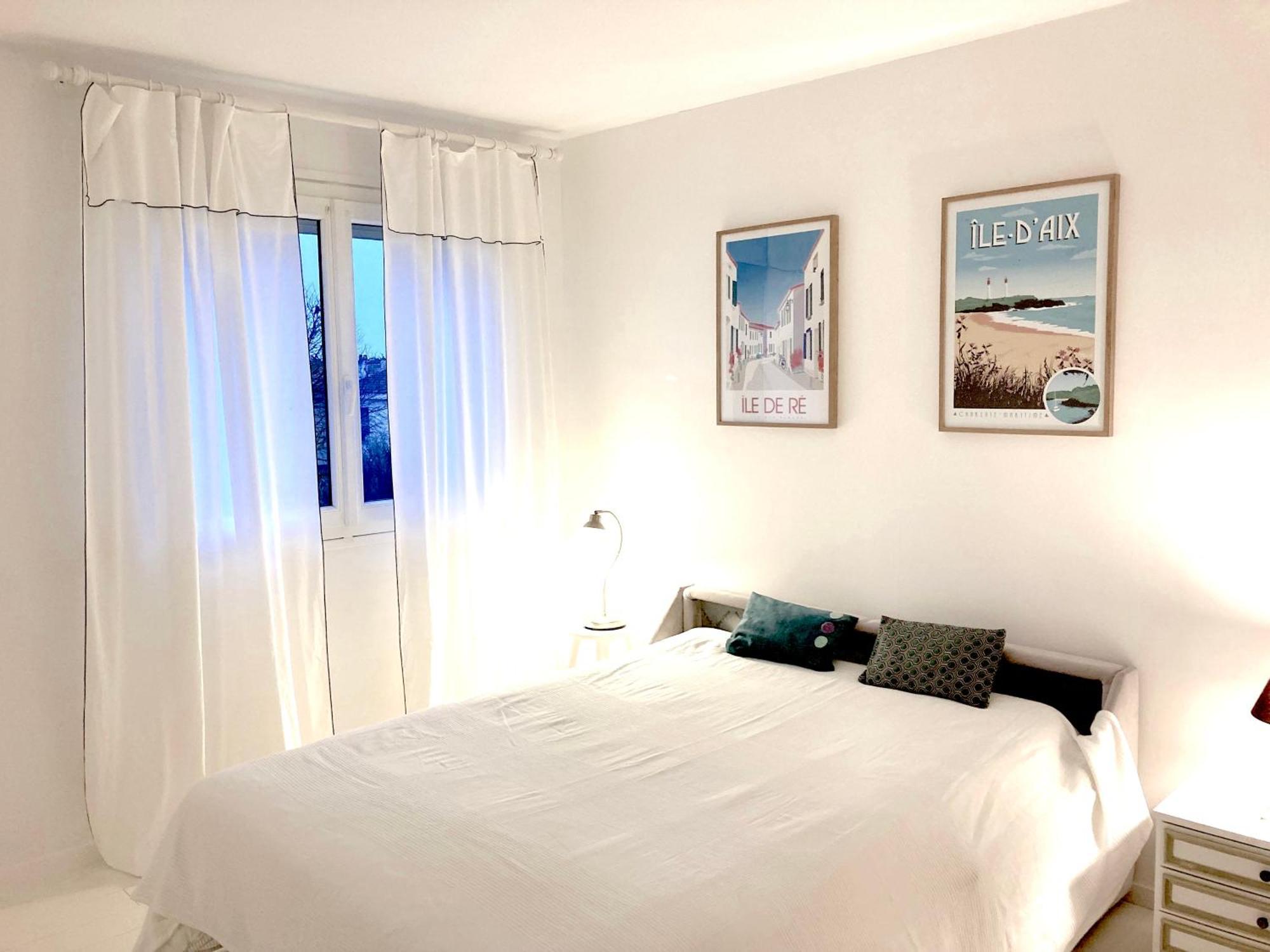 Maison Centre Ville Avec Jardin , Terrasse, Et Garage Velos La Rochelle  Zewnętrze zdjęcie